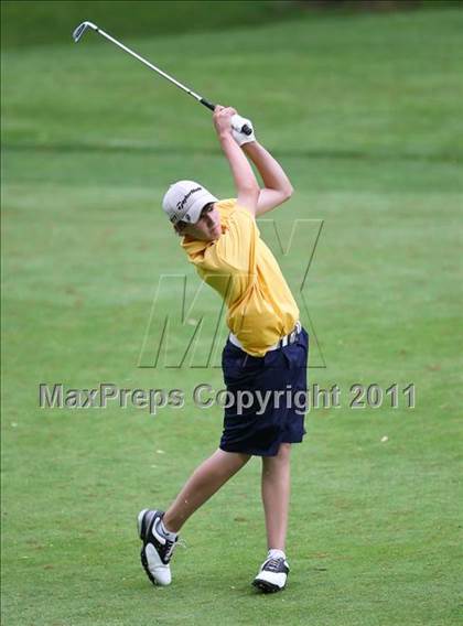 Thumbnail 1 in Section 5 State Qualifier @ Oak Hill CC (Supersectionals) photogallery.