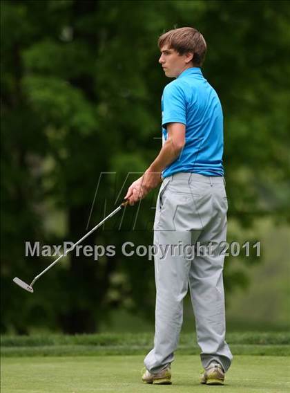 Thumbnail 1 in Section 5 State Qualifier @ Oak Hill CC (Supersectionals) photogallery.