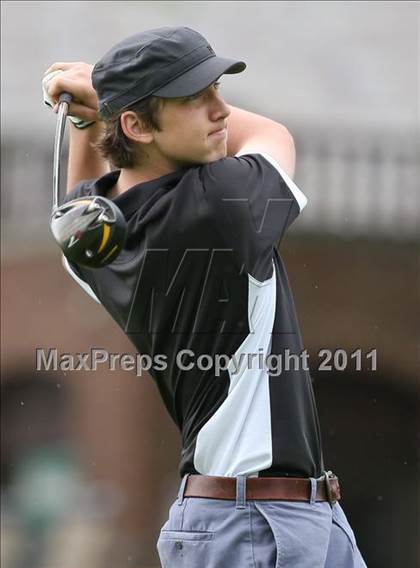 Thumbnail 3 in Section 5 State Qualifier @ Oak Hill CC (Supersectionals) photogallery.