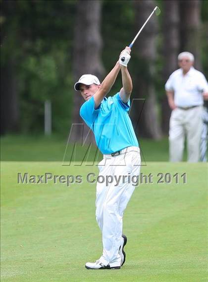 Thumbnail 2 in Section 5 State Qualifier @ Oak Hill CC (Supersectionals) photogallery.