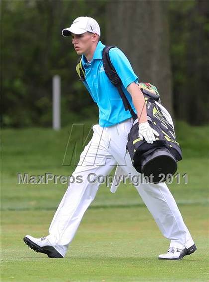 Thumbnail 3 in Section 5 State Qualifier @ Oak Hill CC (Supersectionals) photogallery.