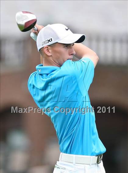 Thumbnail 2 in Section 5 State Qualifier @ Oak Hill CC (Supersectionals) photogallery.