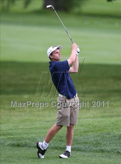 Thumbnail 2 in Section 5 State Qualifier @ Oak Hill CC (Supersectionals) photogallery.