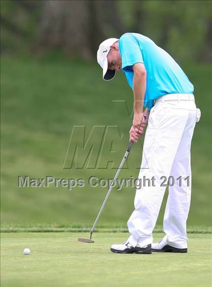 Thumbnail 3 in Section 5 State Qualifier @ Oak Hill CC (Supersectionals) photogallery.