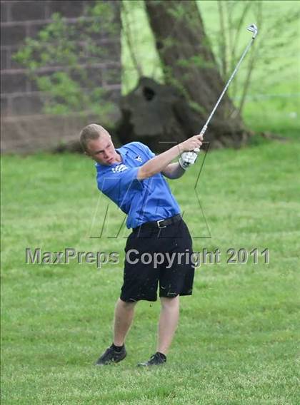 Thumbnail 2 in Section 5 State Qualifier @ Oak Hill CC (Supersectionals) photogallery.