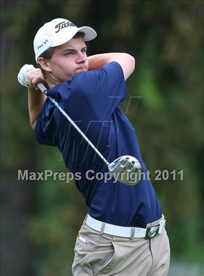 Thumbnail 1 in Section 5 State Qualifier @ Oak Hill CC (Supersectionals) photogallery.