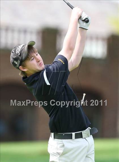 Thumbnail 2 in Section 5 State Qualifier @ Oak Hill CC (Supersectionals) photogallery.