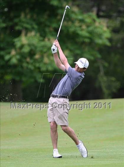 Thumbnail 2 in Section 5 State Qualifier @ Oak Hill CC (Supersectionals) photogallery.