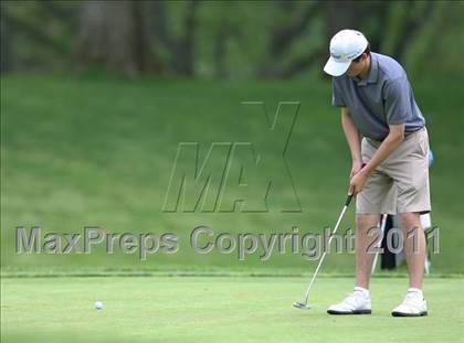 Thumbnail 1 in Section 5 State Qualifier @ Oak Hill CC (Supersectionals) photogallery.