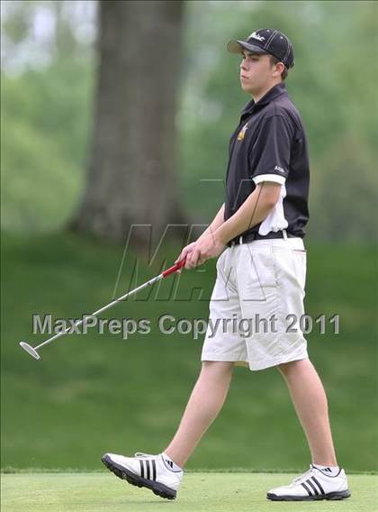 Thumbnail 3 in Section 5 State Qualifier @ Oak Hill CC (Supersectionals) photogallery.