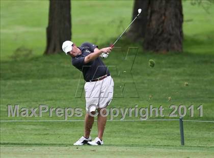 Thumbnail 3 in Section 5 State Qualifier @ Oak Hill CC (Supersectionals) photogallery.