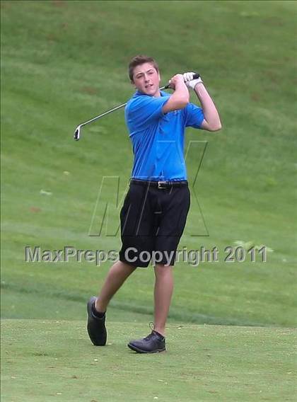 Thumbnail 1 in Section 5 State Qualifier @ Oak Hill CC (Supersectionals) photogallery.