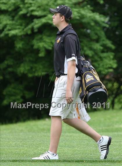 Thumbnail 1 in Section 5 State Qualifier @ Oak Hill CC (Supersectionals) photogallery.