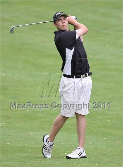 Thumbnail 2 in Section 5 State Qualifier @ Oak Hill CC (Supersectionals) photogallery.