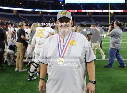 Thumbnail 1 in Franklin vs. Malakoff (UIL Football 3A D1 Final Medal Ceremony) photogallery.