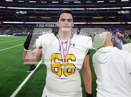 Thumbnail 2 in Franklin vs. Malakoff (UIL Football 3A D1 Final Medal Ceremony) photogallery.