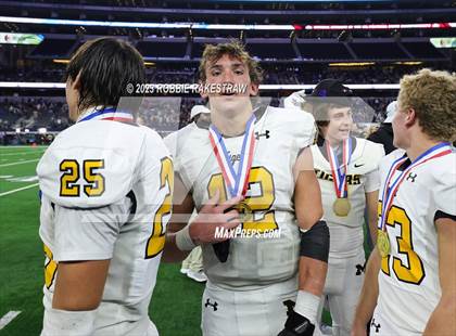 Thumbnail 2 in Franklin vs. Malakoff (UIL Football 3A D1 Final Medal Ceremony) photogallery.