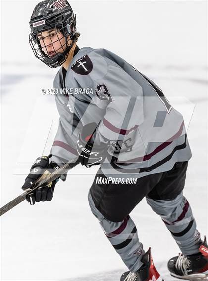 Thumbnail 3 in Bishop Hendricken vs Prout (Schneider Arena) photogallery.