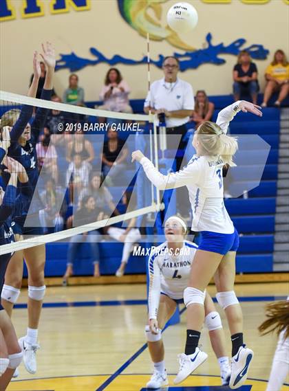 Thumbnail 2 in Marathon vs.Bishop McLaughlin Catholic photogallery.