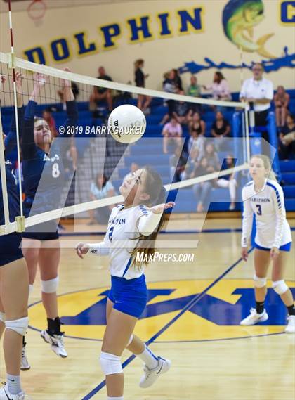 Thumbnail 2 in Marathon vs.Bishop McLaughlin Catholic photogallery.