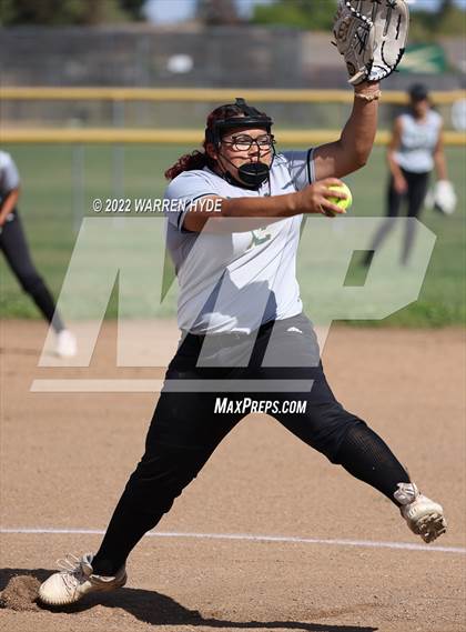 Thumbnail 3 in River City @ Monterey Trail photogallery.
