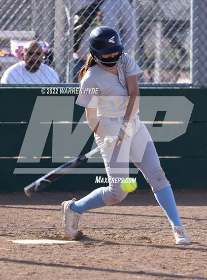 Thumbnail 3 in River City @ Monterey Trail photogallery.