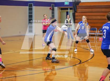 Thumbnail 2 in Grace Christian @ Lawrence photogallery.