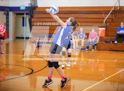 Thumbnail 3 in Grace Christian @ Lawrence photogallery.