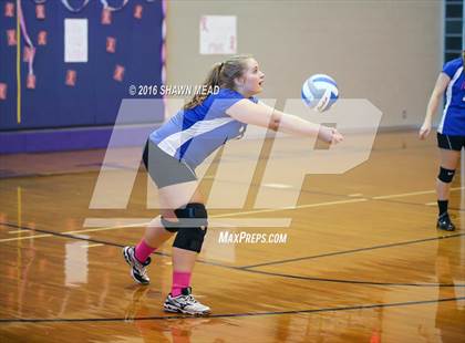 Thumbnail 2 in Grace Christian @ Lawrence photogallery.