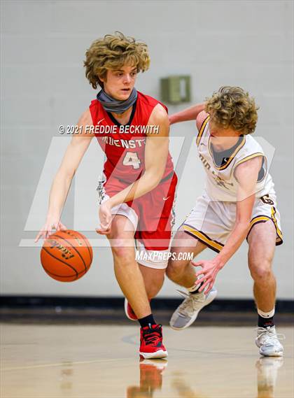 Thumbnail 1 in Muenster @ Collinsville photogallery.