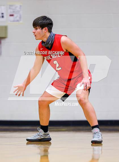 Thumbnail 1 in Muenster @ Collinsville photogallery.