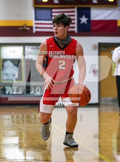 Thumbnail 1 in Muenster @ Collinsville photogallery.