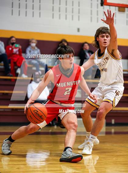 Thumbnail 1 in Muenster @ Collinsville photogallery.