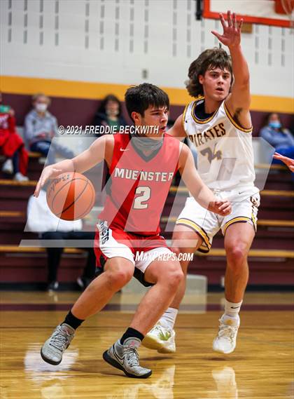 Thumbnail 1 in Muenster @ Collinsville photogallery.