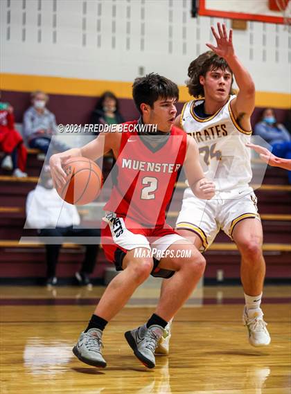 Thumbnail 2 in Muenster @ Collinsville photogallery.