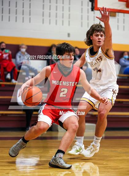 Thumbnail 3 in Muenster @ Collinsville photogallery.