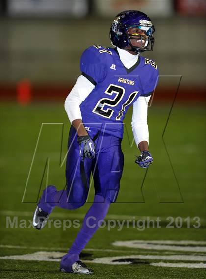 Thumbnail 2 in Jurupa Hills vs. St. Margaret's (CIF SS East Valley Division Final) photogallery.
