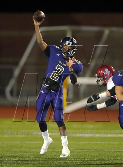 Thumbnail 3 in Jurupa Hills vs. St. Margaret's (CIF SS East Valley Division Final) photogallery.