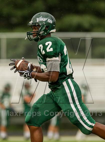 Thumbnail 1 in Tuscarora @ Loudoun Valley photogallery.