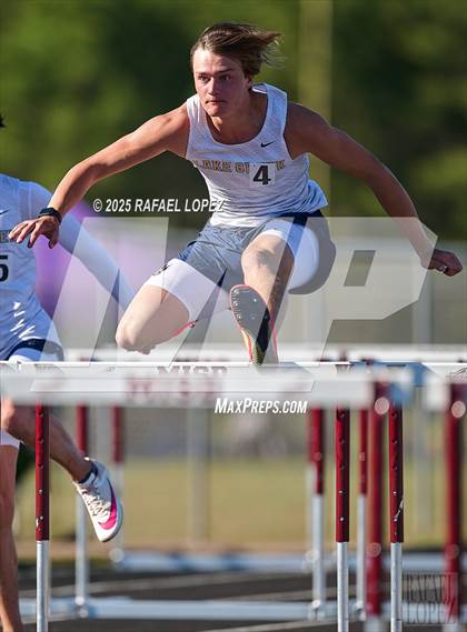 Thumbnail 2 in Dog Pound Invitational (110M Hurdles) photogallery.
