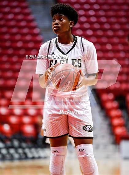 Thumbnail 2 in Olympian vs. Vista (CIF SDS D2 Final) photogallery.