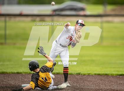 Thumbnail 3 in Watkins Memorial vs Hayes (Newark High School) photogallery.