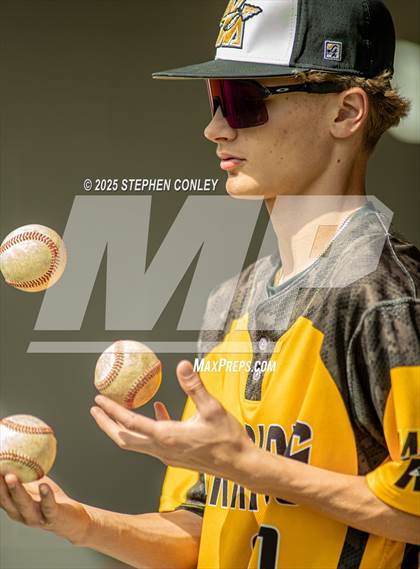 Thumbnail 3 in Watkins Memorial vs Hayes (Newark High School) photogallery.