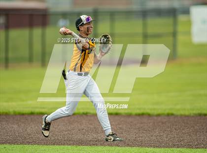 Thumbnail 1 in Watkins Memorial vs Hayes (Newark High School) photogallery.