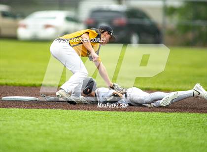 Thumbnail 2 in Watkins Memorial vs Hayes (Newark High School) photogallery.