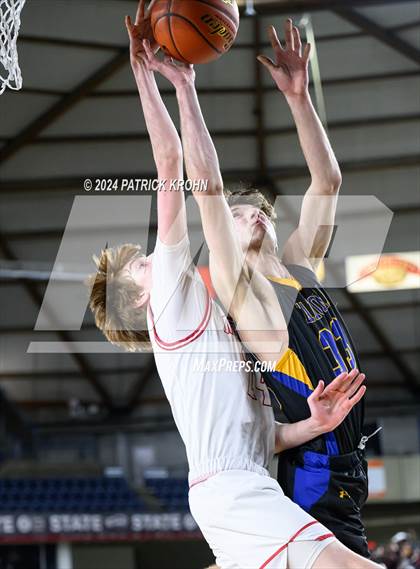 Thumbnail 3 in Tahoma @ Mount Si (WIAA 4A Quarterfinal) photogallery.
