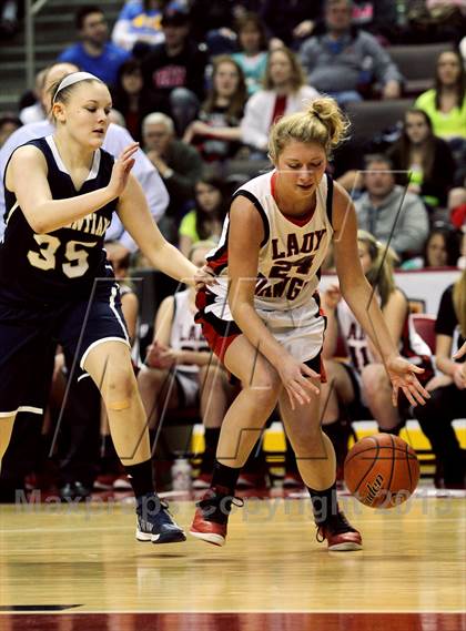Thumbnail 3 in Vincentian Academy vs. Tri-Valley (PIAA Class A Final) photogallery.