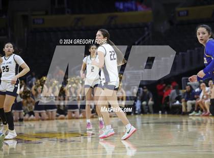 Thumbnail 2 in Notre Dame (SO) vs Louisville (2024 Coastal Catholic Classic) photogallery.