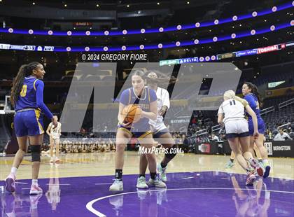 Thumbnail 1 in Notre Dame (SO) vs Louisville (2024 Coastal Catholic Classic) photogallery.