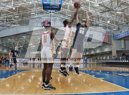 Thumbnail 2 in The Webb School vs. Howard (Dr Pepper Classic) photogallery.